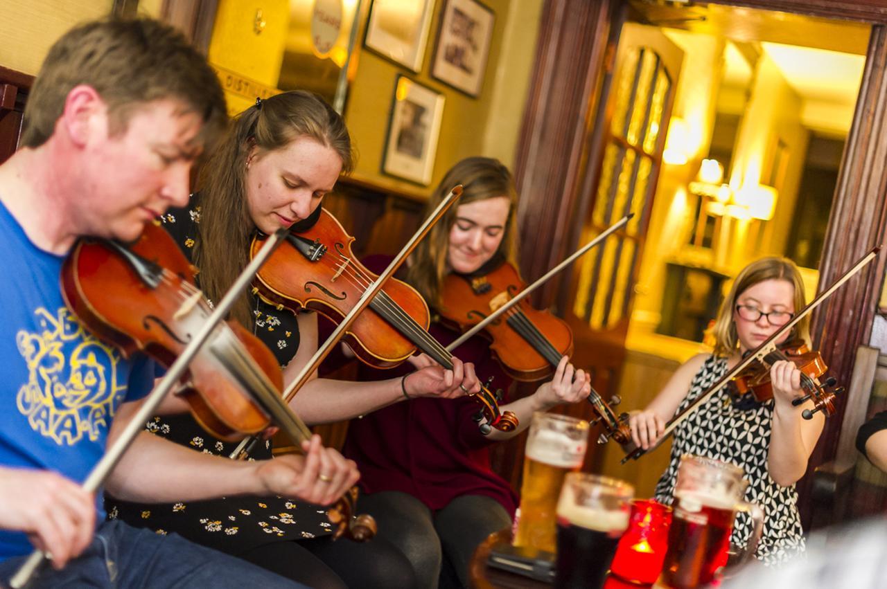 Blarney Castle Hotel ภายนอก รูปภาพ