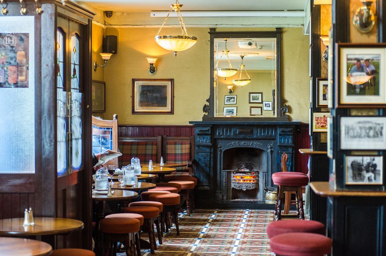 Blarney Castle Hotel ภายนอก รูปภาพ
