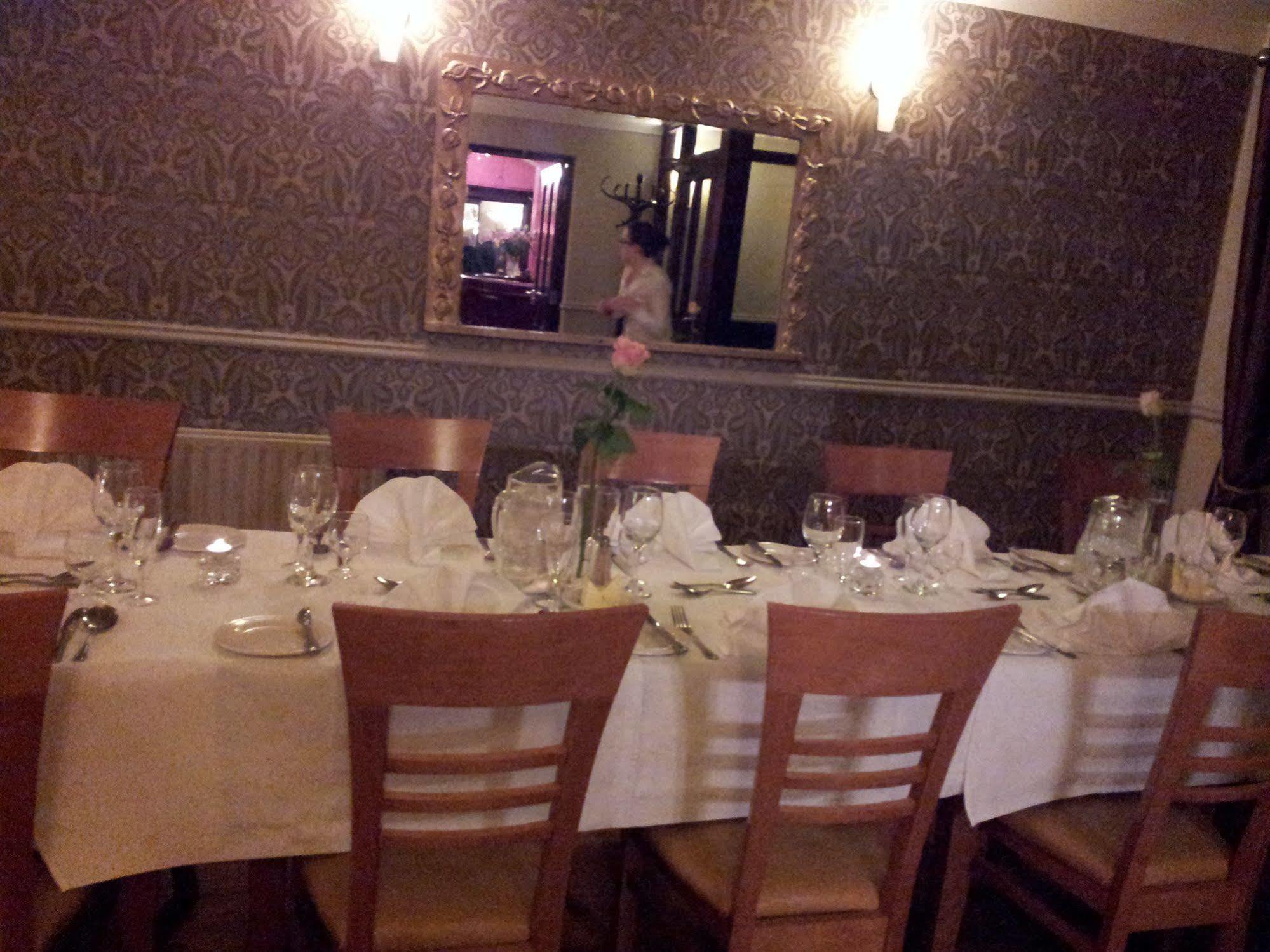 Blarney Castle Hotel ภายนอก รูปภาพ