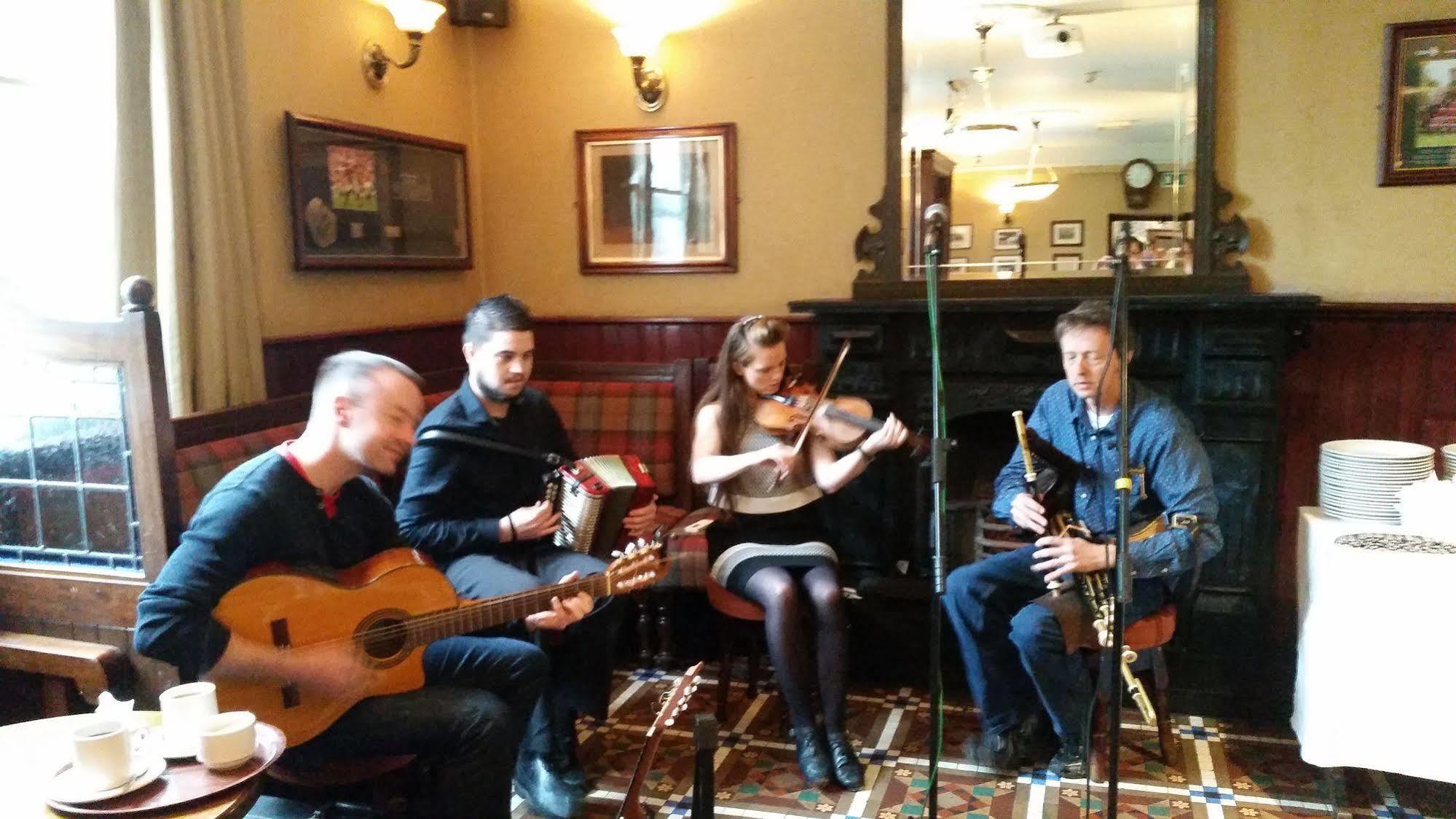 Blarney Castle Hotel ภายนอก รูปภาพ